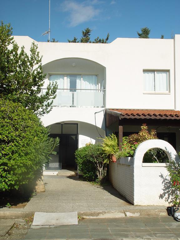 Paphos Studios Exterior foto